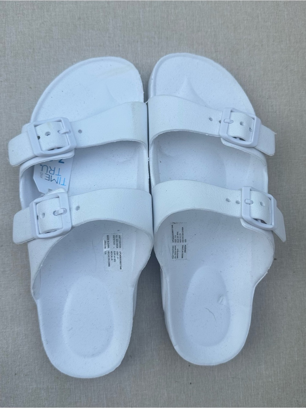 Brand New Beach Sandals - Picture 1 of 1